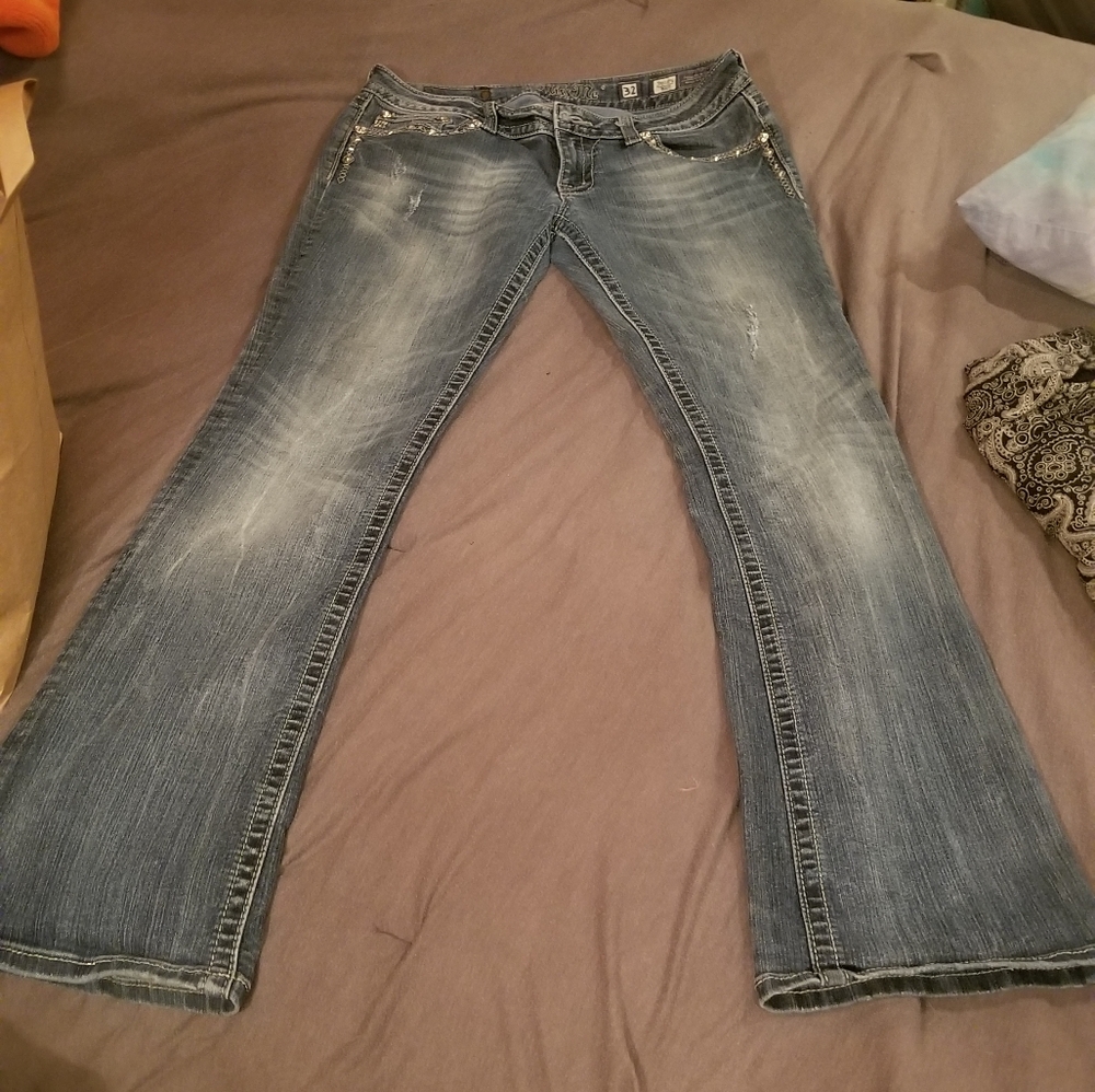 Miss Me Jean's size 32